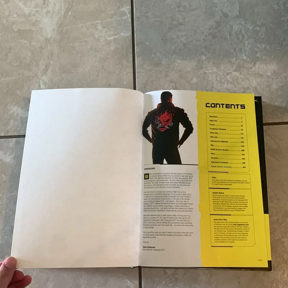 Cyberpunk -The official guide collector’s edition book